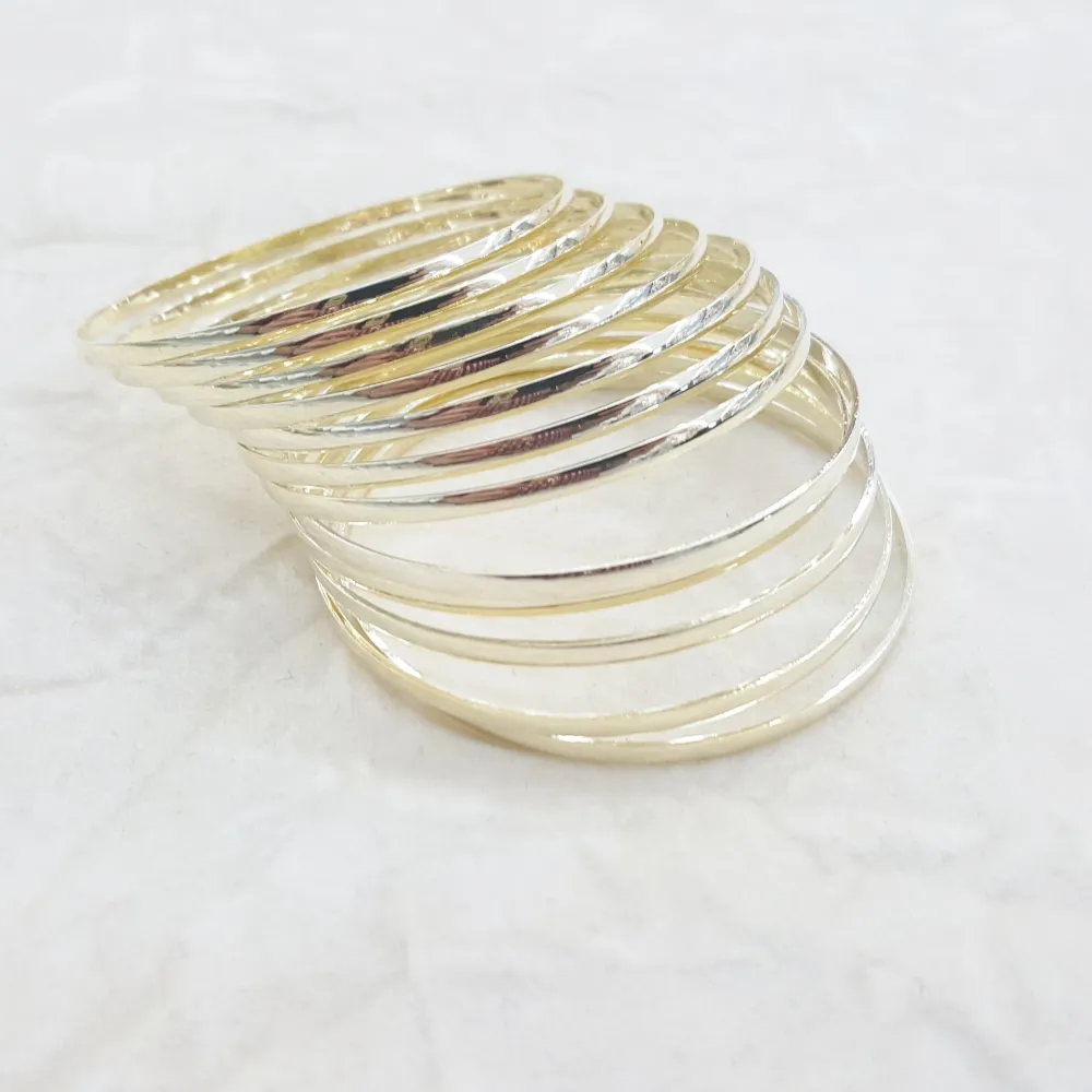 1-4003-h2 Gold Plated Classic Bangles, 2.5mm, Dozen.