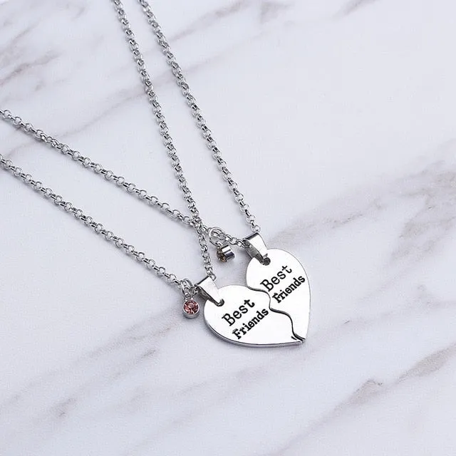 2 pieces / set Fashion Best Friend Stitching Pendant Necklace Rainbow Broken Heart Necklace Female Children BFF Friendship Gift