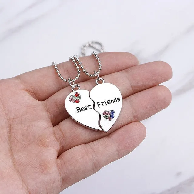 2 pieces / set Fashion Best Friend Stitching Pendant Necklace Rainbow Broken Heart Necklace Female Children BFF Friendship Gift