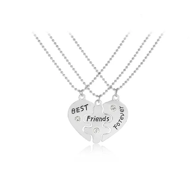 2 pieces / set Fashion Best Friend Stitching Pendant Necklace Rainbow Broken Heart Necklace Female Children BFF Friendship Gift