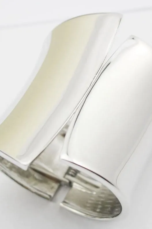 Bungalow Bangle