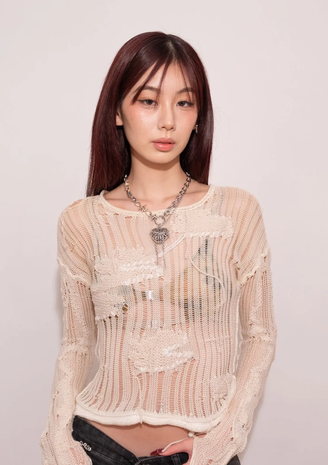 CHAINED HEART NECKLACE