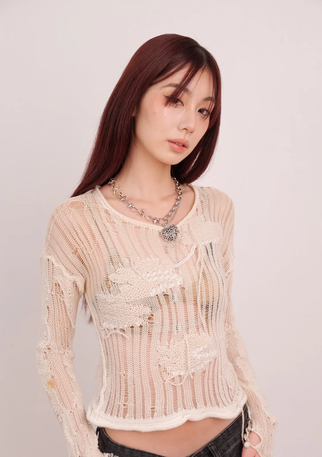 CHAINED HEART NECKLACE