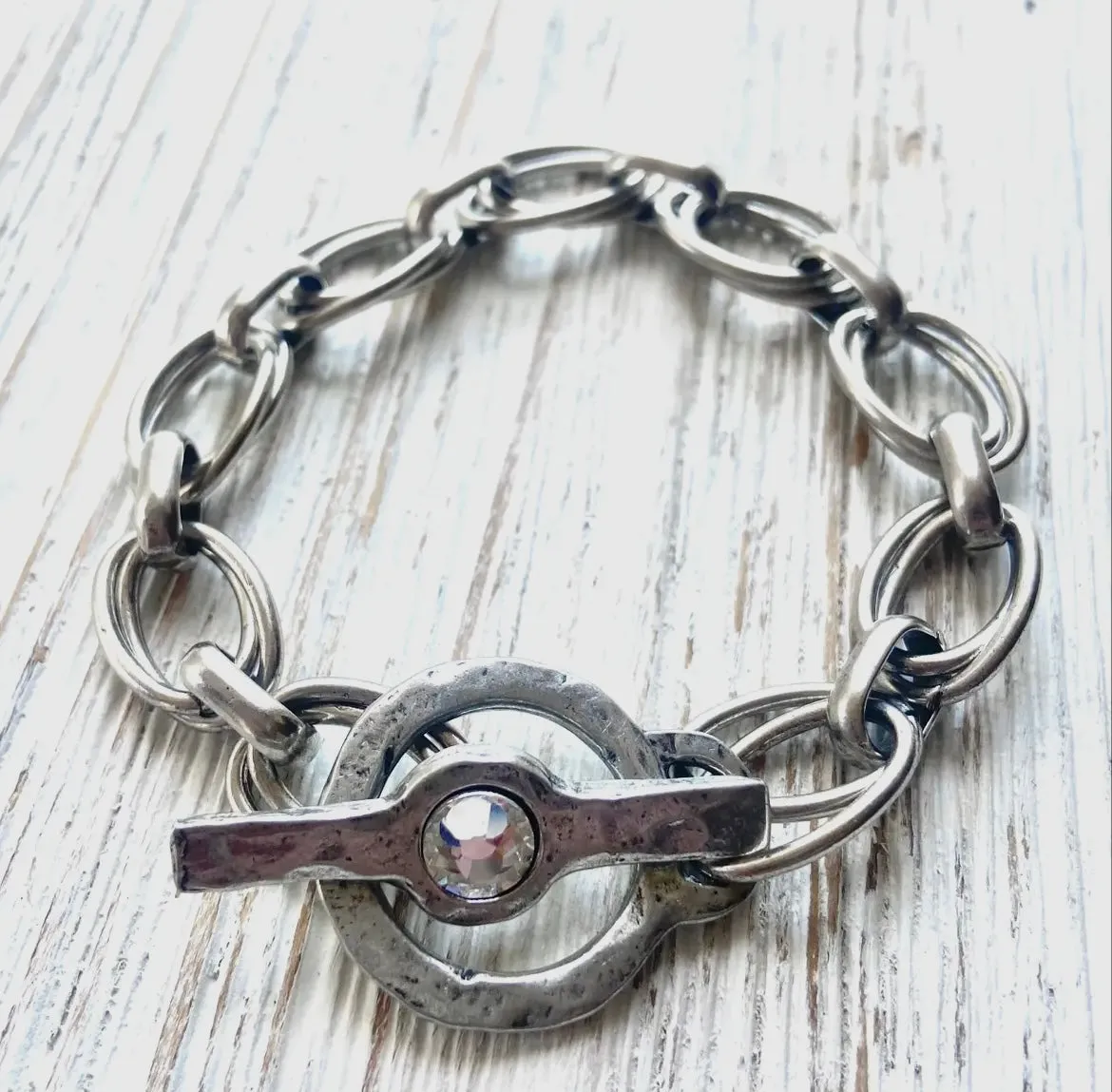 Chunky Bracelet
Hammered Hand
Casted Toggle with Crystal