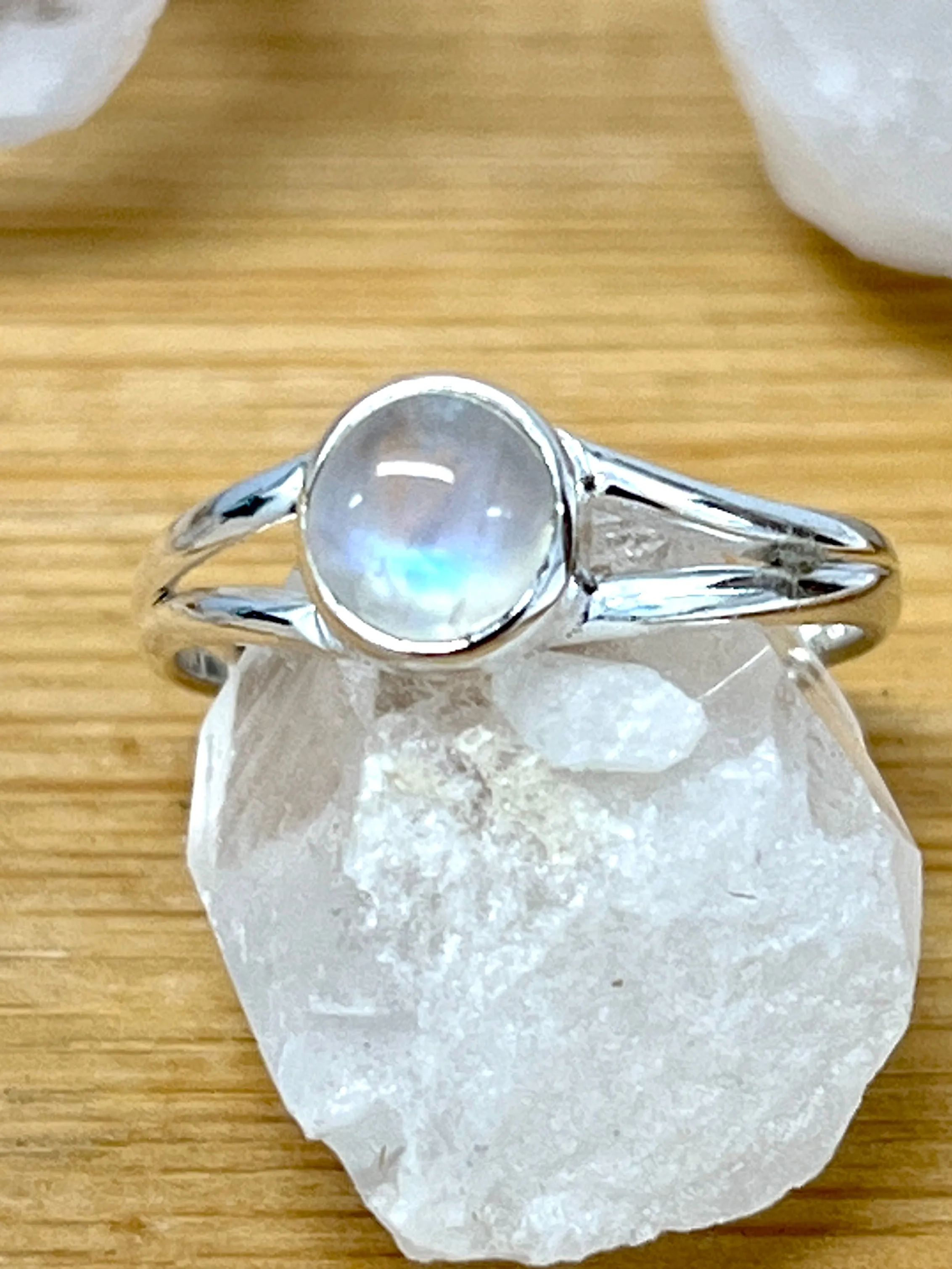 Circular Minimalist Stone Ring