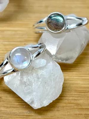 Circular Minimalist Stone Ring