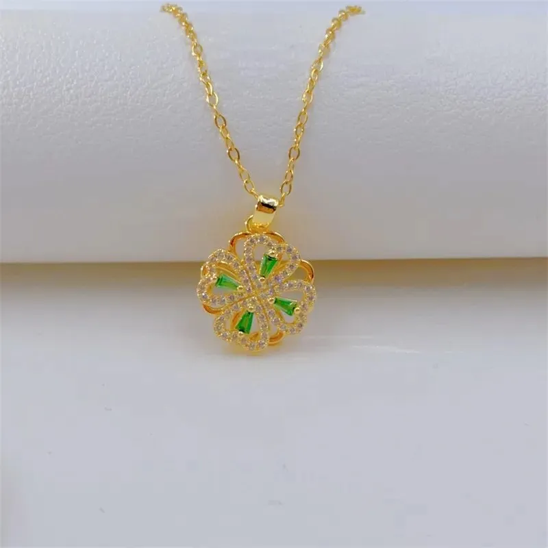 Classic inlaid Green Emerald Rotatable Necklace Jewelry