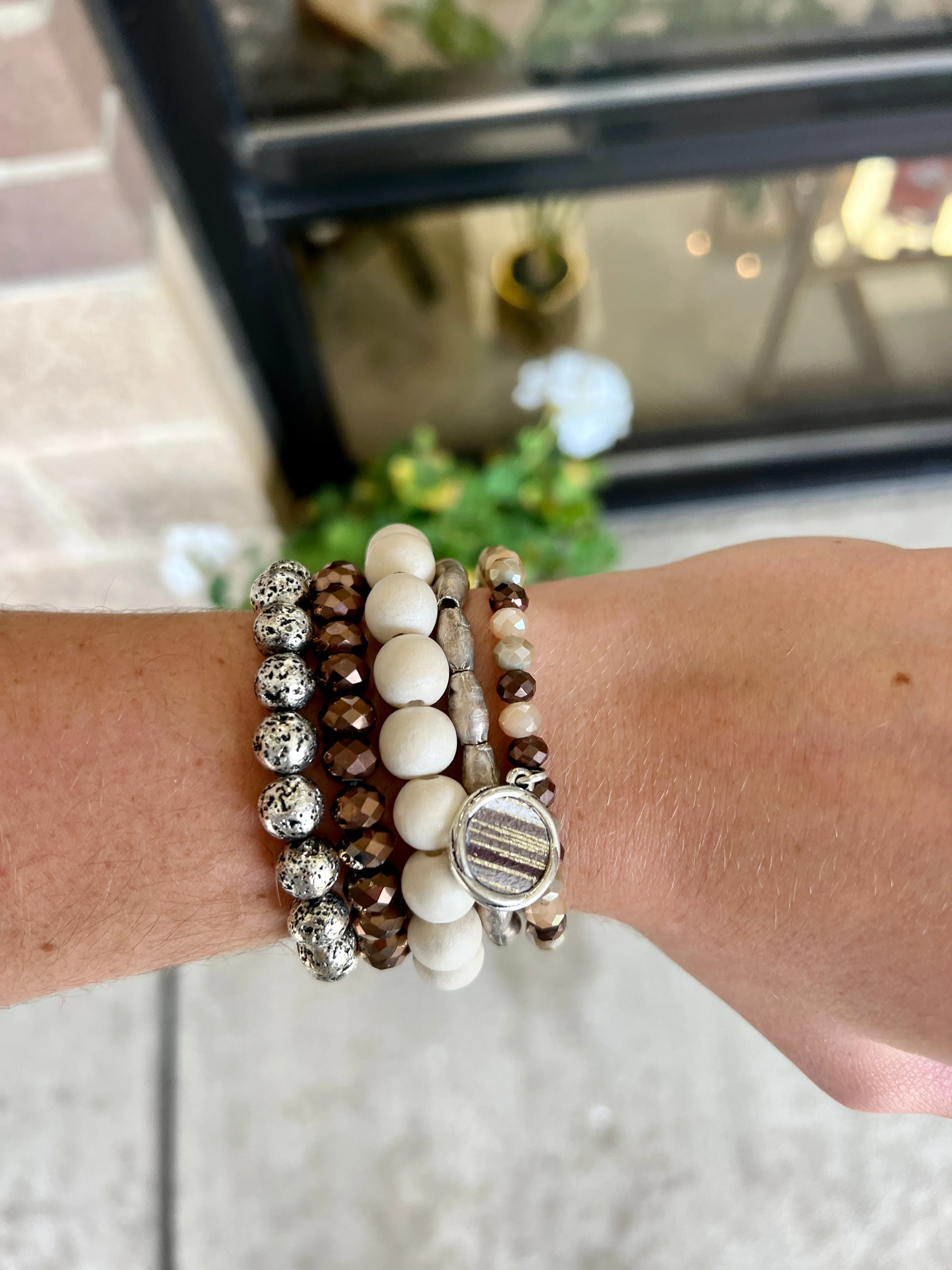Cream Wood Round 10mm Bracelet