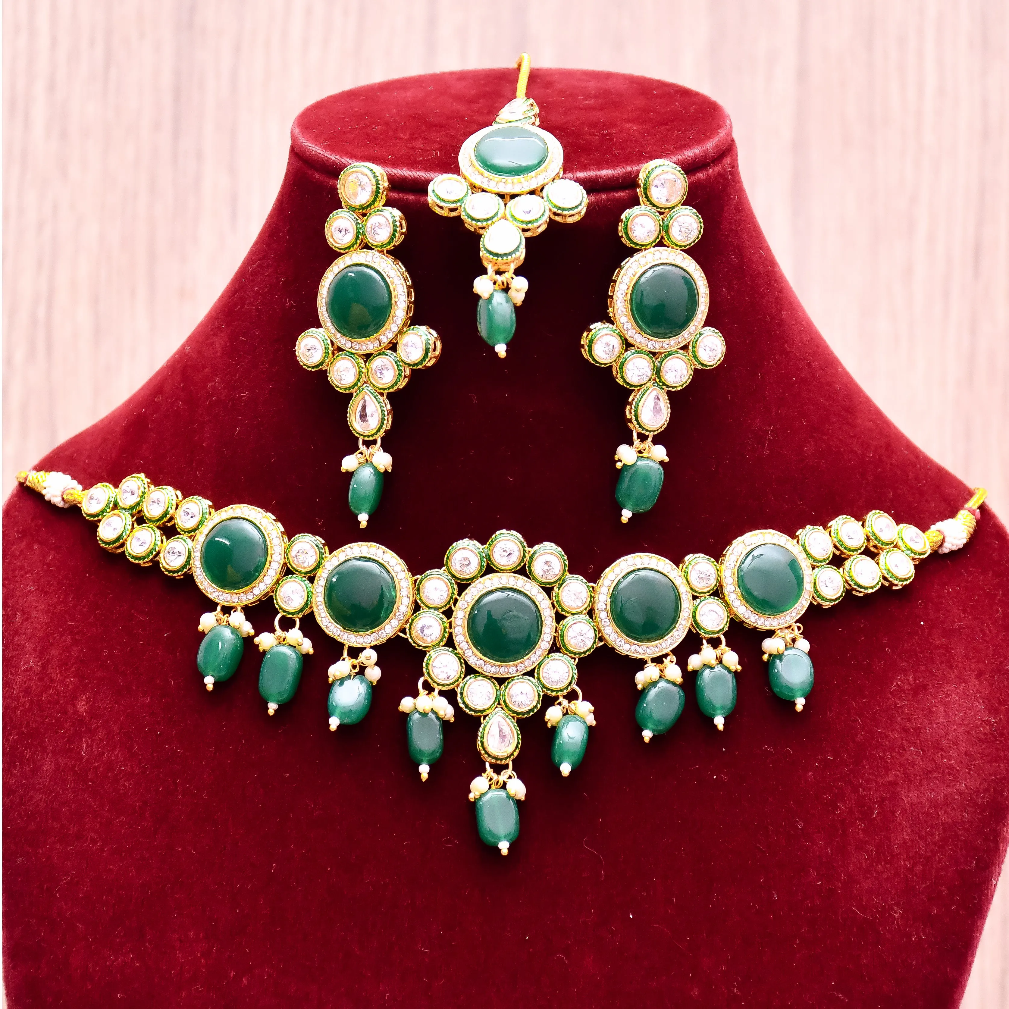 Designer Gold Plated Royal Kundan With Green Color Necklace & Earrings (D615)