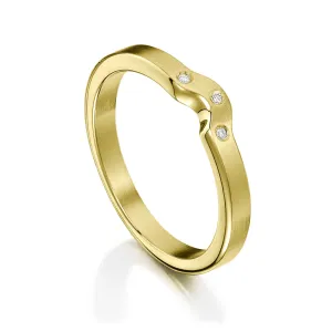 Diamond Arch Wedding Band in 18ct Yellow Gold (DR0177)
