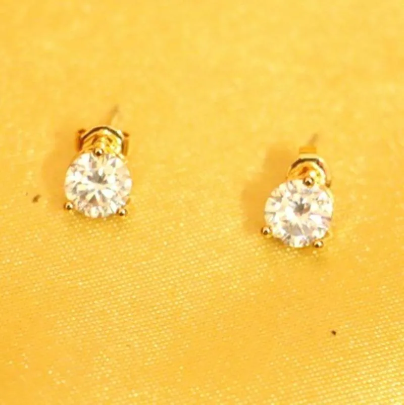 Diamond Look Single Line Diamond Look Signity Necklace Set