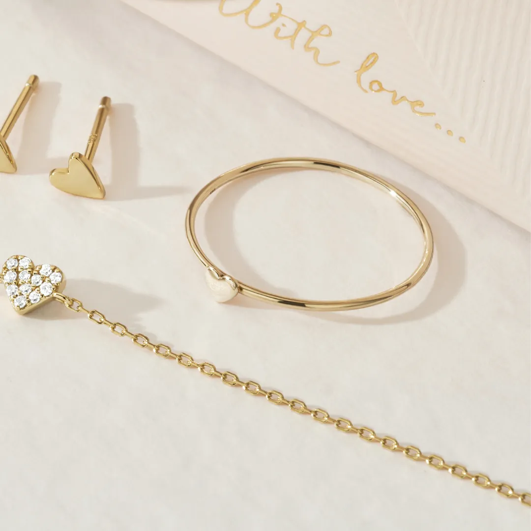 Gold Tiny Heart Ring
