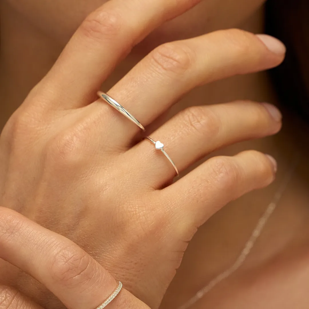 Gold Tiny Heart Ring
