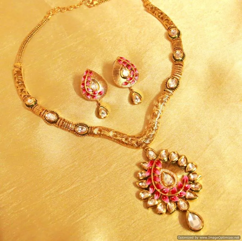 Kundan Meenakari Antique Gold Look Necklace Set