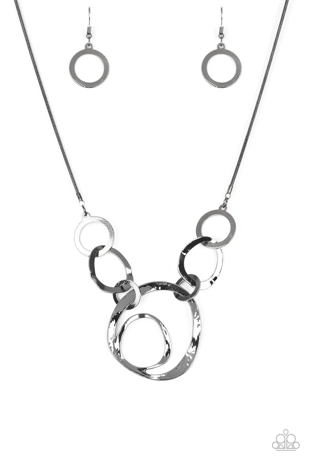 Paparazzi Progressively Vogue Black Necklace Set