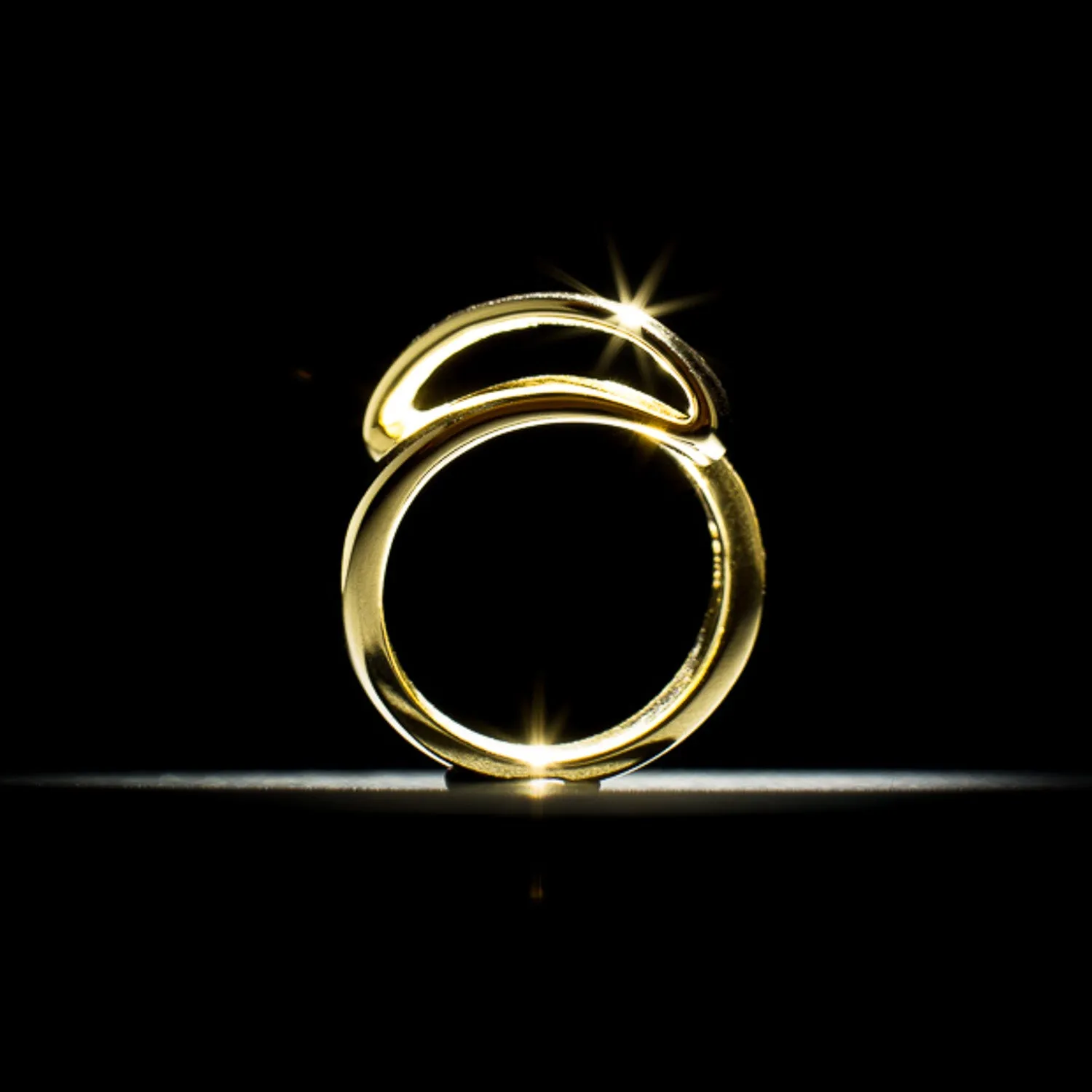 Ribbon Ring 9ct Gold