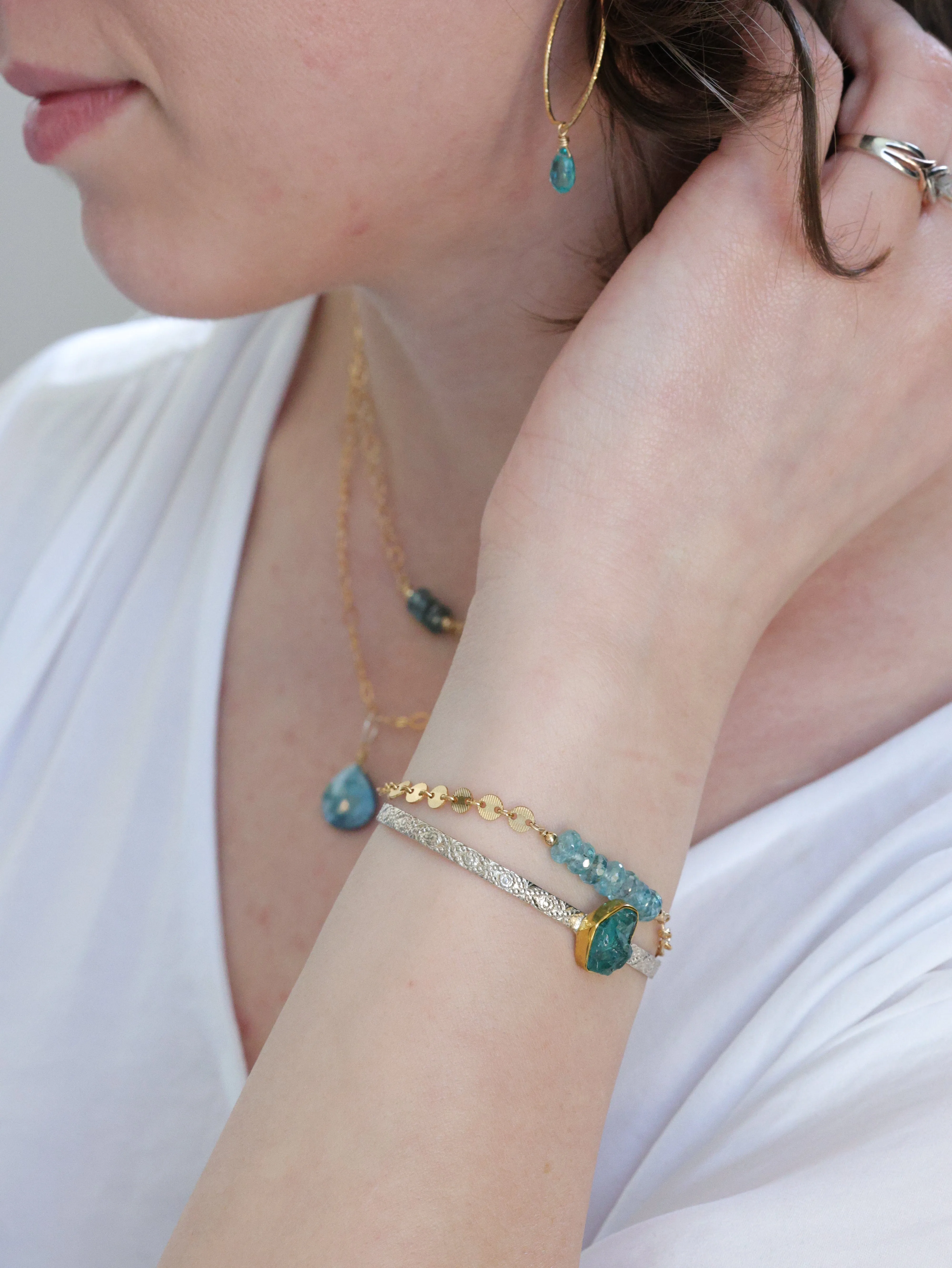 Tranquility nh Cuff Rough Apatite