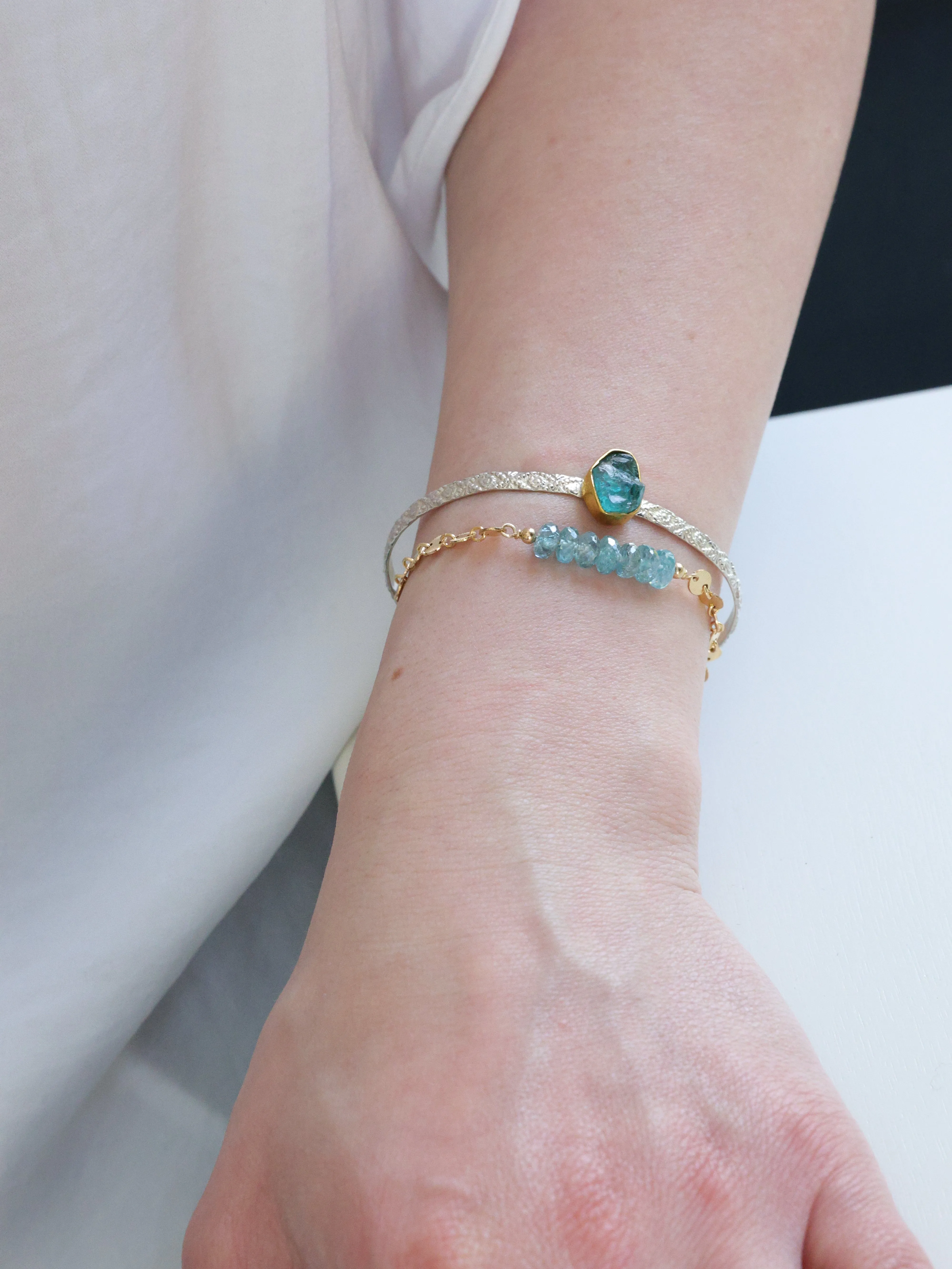Tranquility nh Cuff Rough Apatite