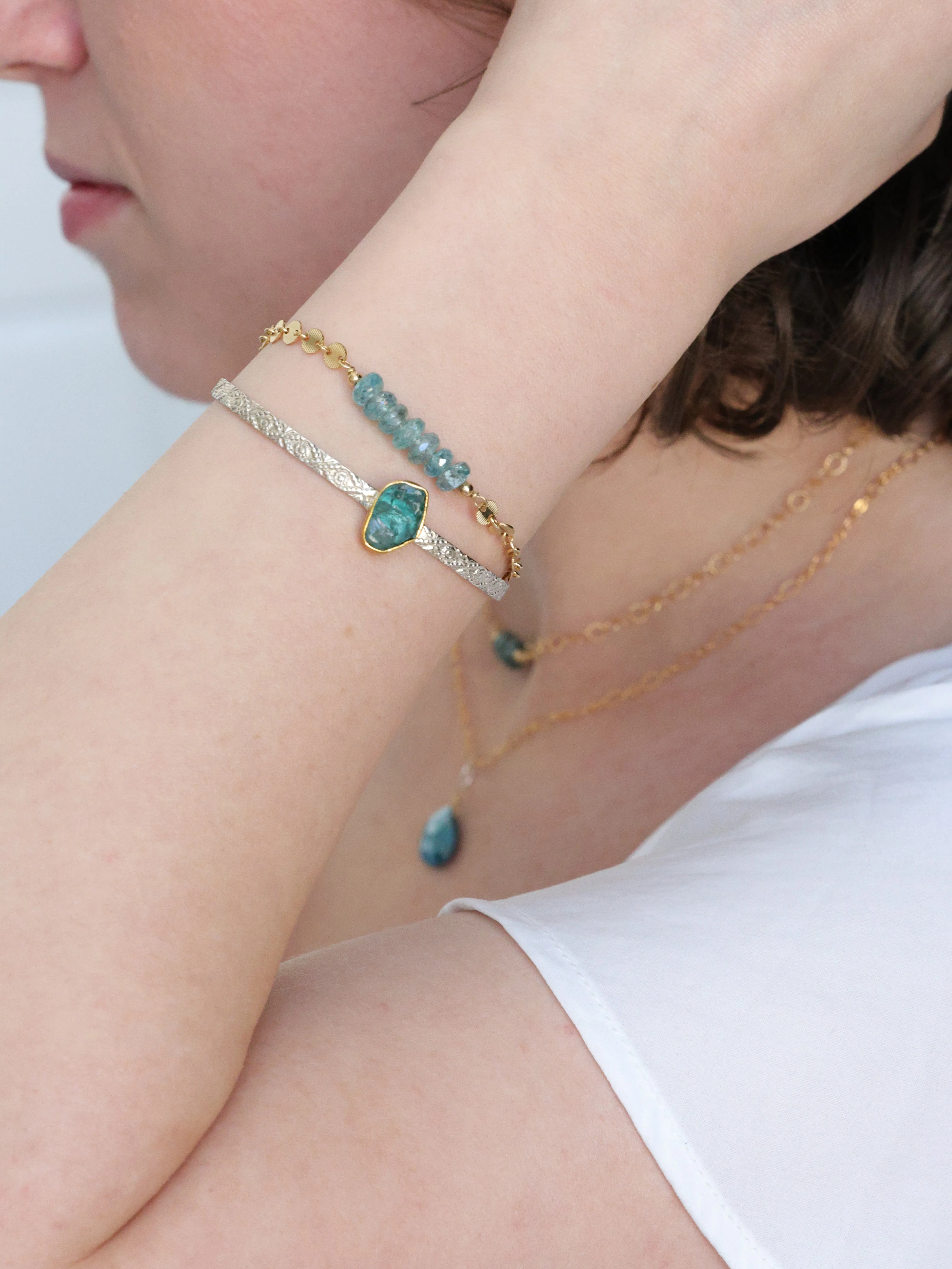Tranquility nh Cuff Rough Apatite